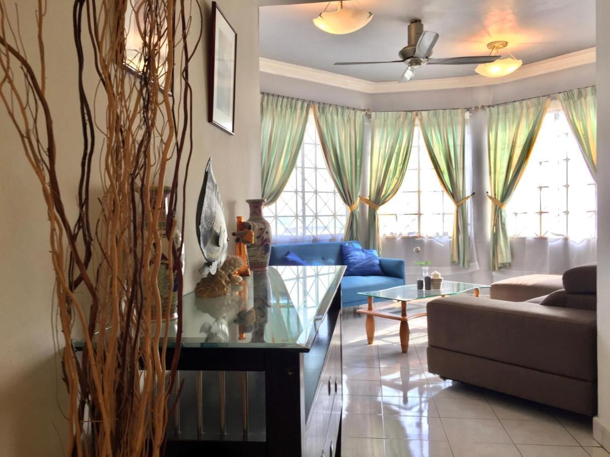 Cozy Kelana Jaya Semi-D Apt Near Mall, College & Hospital Petaling Jaya Exterior photo