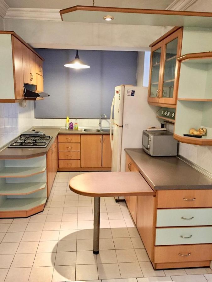Cozy Kelana Jaya Semi-D Apt Near Mall, College & Hospital Petaling Jaya Exterior photo